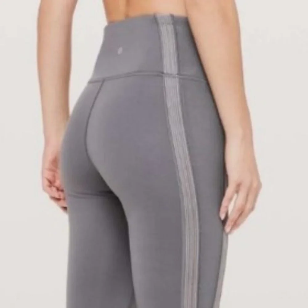 Lululemon Power Lines High Rise 28
